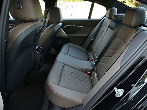 New 2027 BMW 530i xDrive AWD/4WD image 26