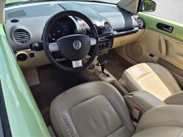 Used 2005 Volkswagen Beetle GLS FWD image 8