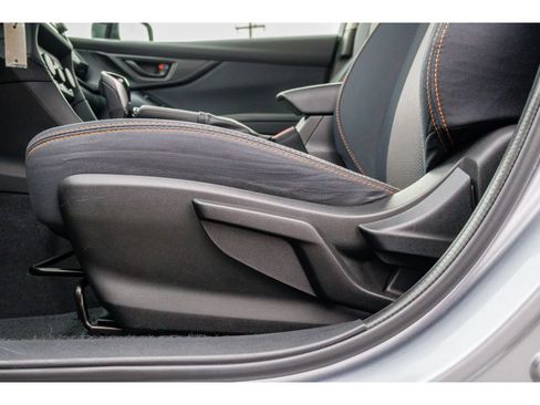 Used 2019 Subaru Crosstrek 2.0i Premium w/ Eyesight System image 16