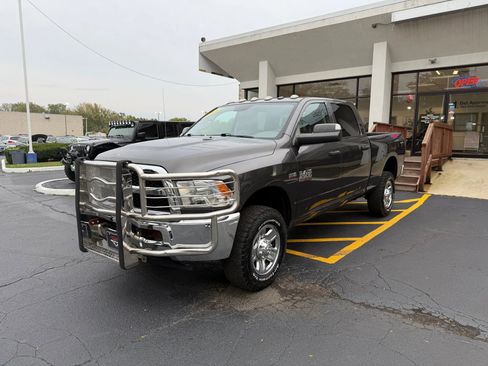 Used 2018 RAM 2500 Tradesman w/ Chrome Appearance Group image 3