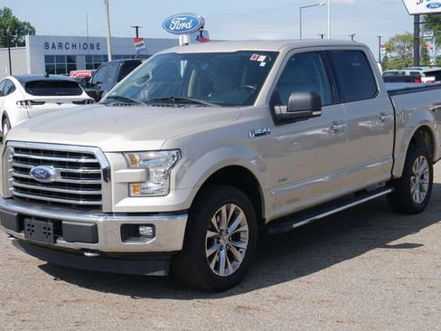 Used 2017 Ford F150 XLT w/ Equipment Group 302A Luxury AWD/4WD image 8