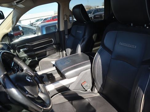 Used 2020 RAM 2500 Laramie image 19
