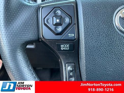 Used 2019 Toyota 4Runner TRD Off-Road AWD/4WD image 21