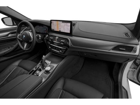 Certified 2023 BMW M550i xDrive image 18