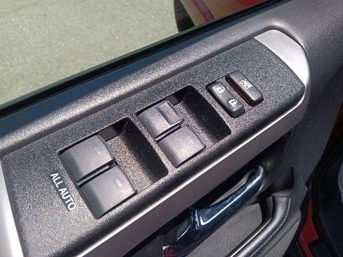 Used 2024 Toyota 4Runner SR5 AWD/4WD image 12