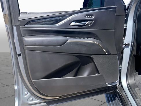 Used 2023 Cadillac Escalade Sport Platinum AWD/4WD image 22