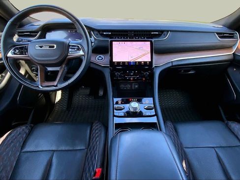 Used 2022 Jeep Grand Cherokee Summit w/ MOPAR Finishing Package AWD/4WD image 14