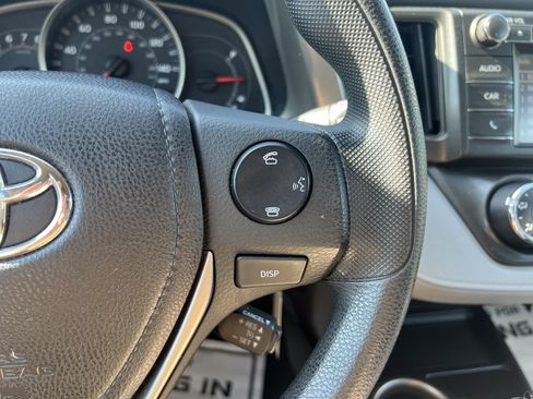 Used 2014 Toyota RAV4 LE AWD/4WD image 19