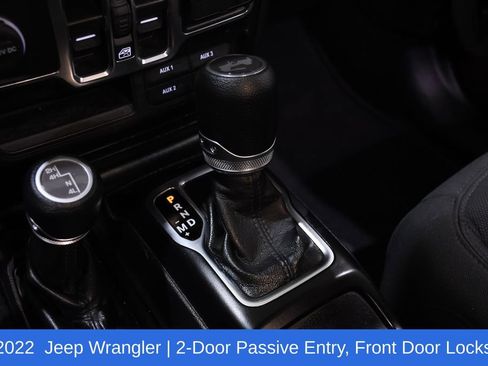 Used 2022 Jeep Wrangler Unlimited Sport image 28