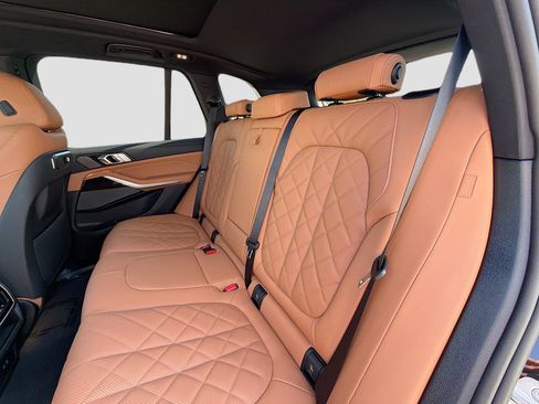 New 2026 BMW X5 sDrive40i w/ M Sport Package image 21