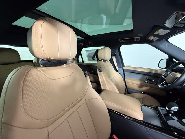 New 2027 Land Rover Range Rover Sport SE AWD/4WD image 31