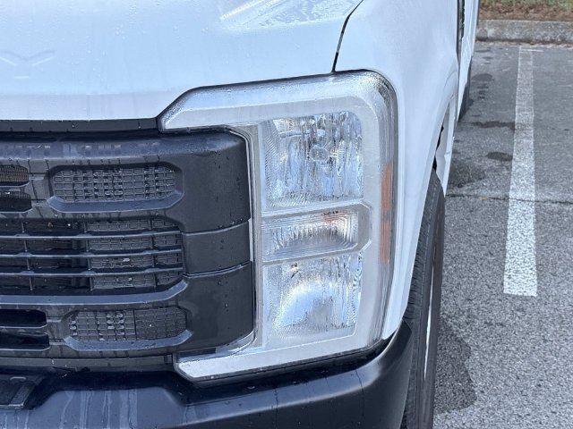 Used 2024 Ford F350 XL w/ XL Driver Assist Package RWD image 11