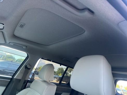Certified 2025 Hyundai Santa Fe Limited FWD image 10