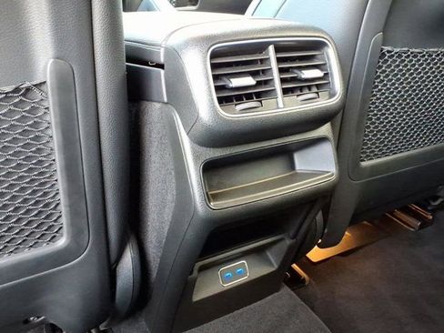 Certified 2024 Mercedes-Benz GLE 350 4MATIC image 19