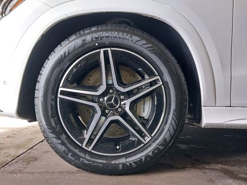 New 2025 Mercedes-Benz GLE 53 AMG 4MATIC image 17