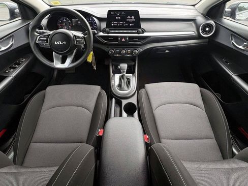 Certified 2023 Kia Forte LXS w/ LXS Technology Package FWD image 19