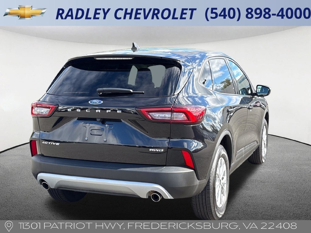Used 2025 Ford Escape Active AWD/4WD image 19