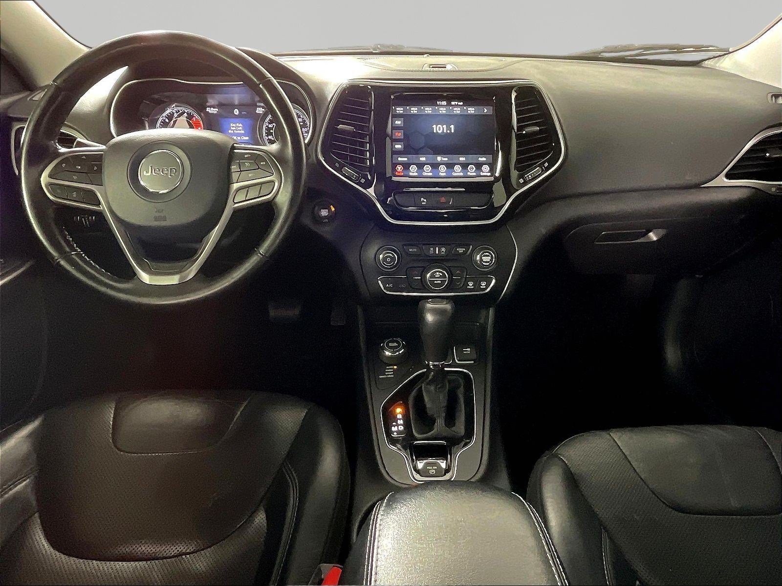 Used 2019 Jeep Cherokee Limited AWD/4WD image 7