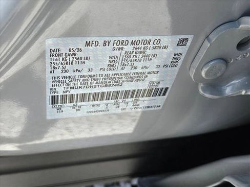 New 2026 Ford Explorer Active RWD image 17