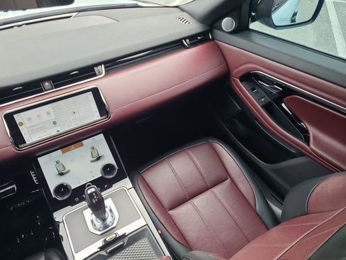 Used 2021 Land Rover Range Rover Evoque R-Dynamic HSE image 3