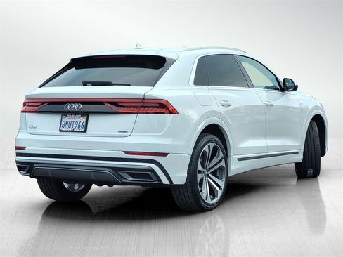 Used 2020 Audi Q8 Premium Plus image 4