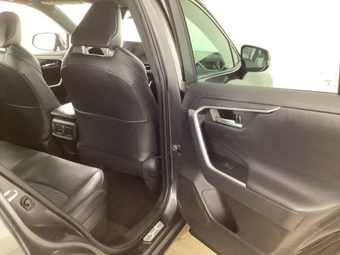 Used 2023 Toyota RAV4 XSE w/ XSE Grade Weather Package AWD/4WD image 21