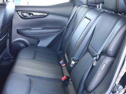 Used 2022 Nissan Rogue Sport SL w/ Premium Package AWD/4WD image 35