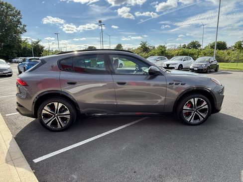Used 2025 Maserati Grecale Folgore AWD/4WD image 8