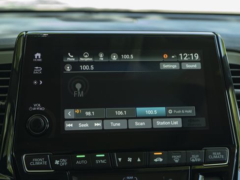 Used 2023 Honda Odyssey Touring image 29