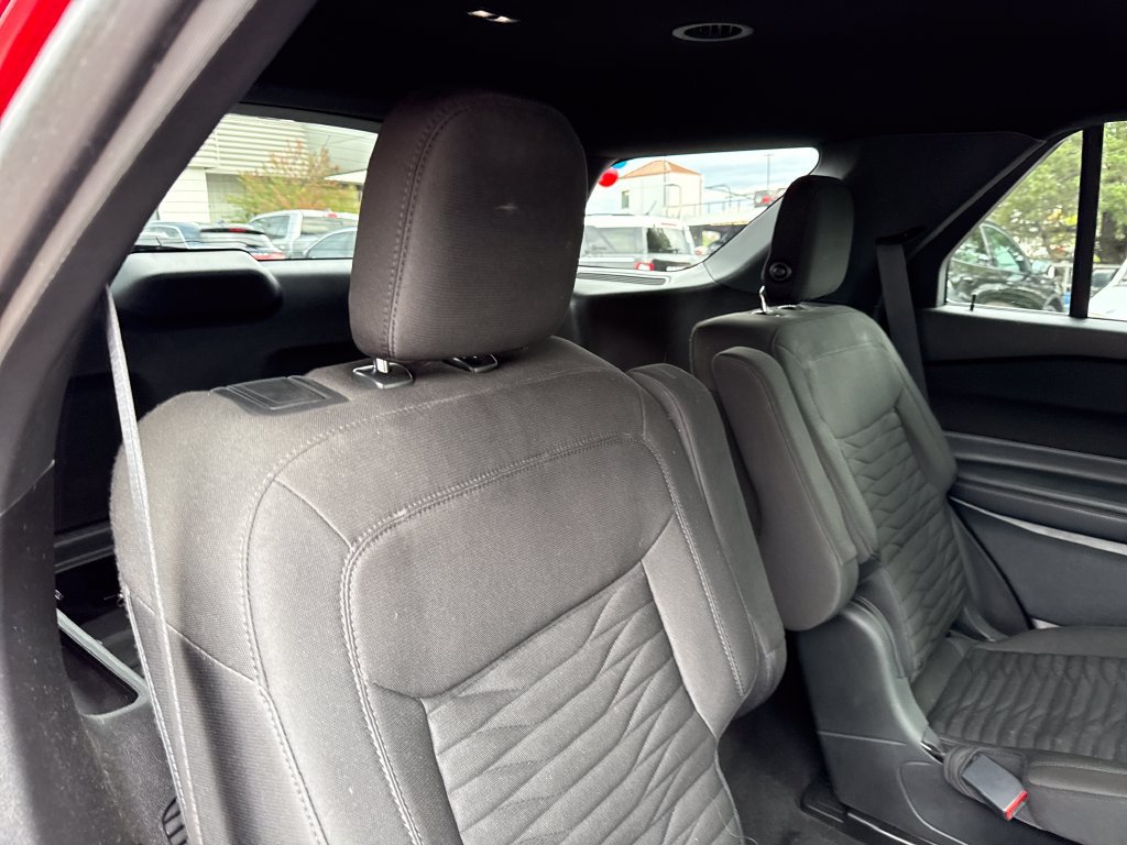 Certified 2020 Ford Explorer XLT RWD image 23