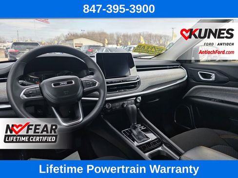 Used 2022 Jeep Compass Sport image 36