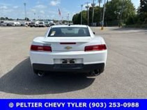 Used 2015 Chevrolet Camaro LT RWD image 7