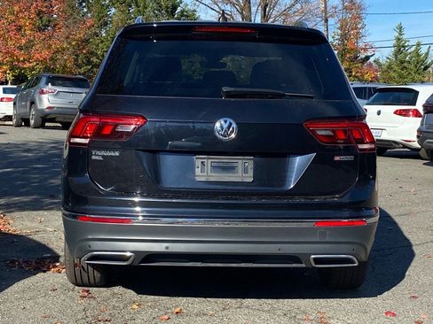 Certified 2020 Volkswagen Tiguan SEL image 4
