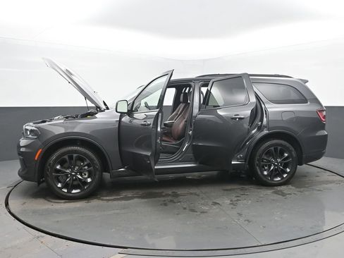 Used 2025 Dodge Durango GT image 57