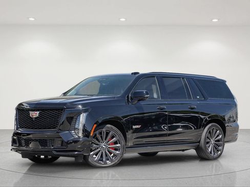 Used 2025 Cadillac Escalade ESV V AWD/4WD image 2