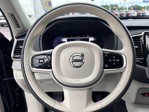 Certified 2025 Volvo XC90 T8 Plus w/ Protection Package Premier AWD/4WD image 19