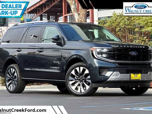 New 2025 Ford Expedition Platinum w/ Driver's Package image 1