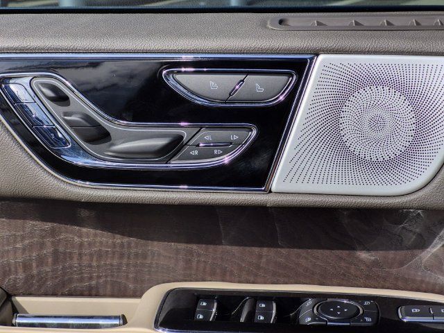 Used 2024 Lincoln Navigator Reserve AWD/4WD image 42