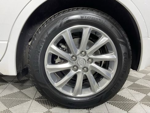 Used 2019 Buick Envision Essence image 9