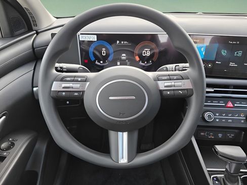 New 2026 Hyundai Tucson SE image 16