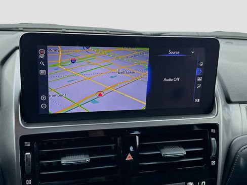 Used 2022 Lexus GX 460 Premium w/ Premium Package image 9