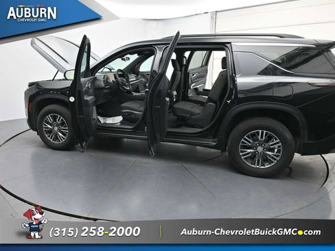 Used 2024 Chevrolet Traverse LT w/ Trailering Package AWD/4WD image 38