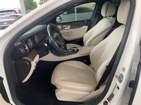 Used 2017 Mercedes-Benz E 300 image 6