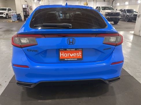 Used 2022 Honda Civic Sport image 6