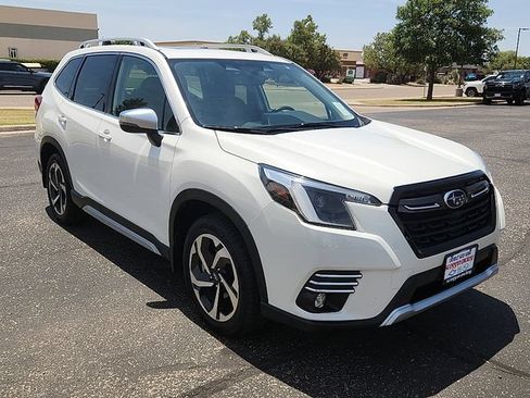 Certified 2023 Subaru Forester Touring AWD/4WD image 6