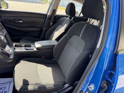 Used 2025 Nissan Sentra SV image 10