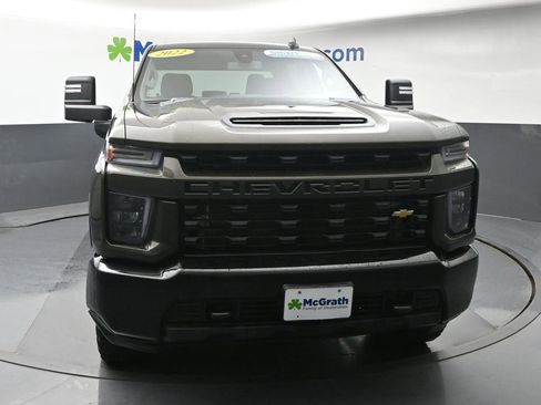 Used 2022 Chevrolet Silverado 2500 Custom w/ Custom Value Package AWD/4WD image 4