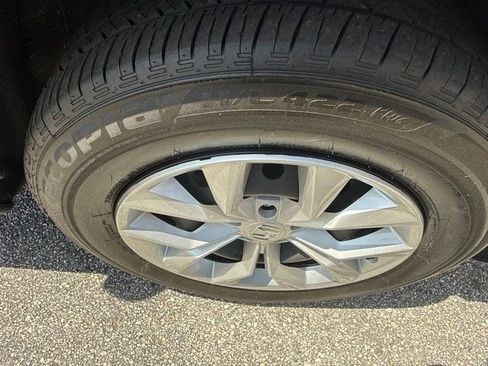 Used 2025 Honda CR-V LX image 5