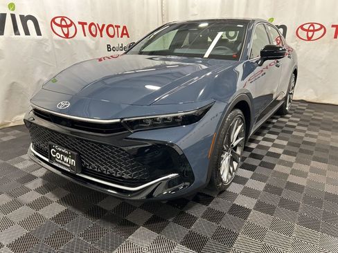 New 2026 Toyota Crown Limited AWD/4WD image 3