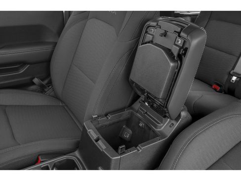 Used 2018 Jeep Wrangler Unlimited Sahara AWD/4WD image 9